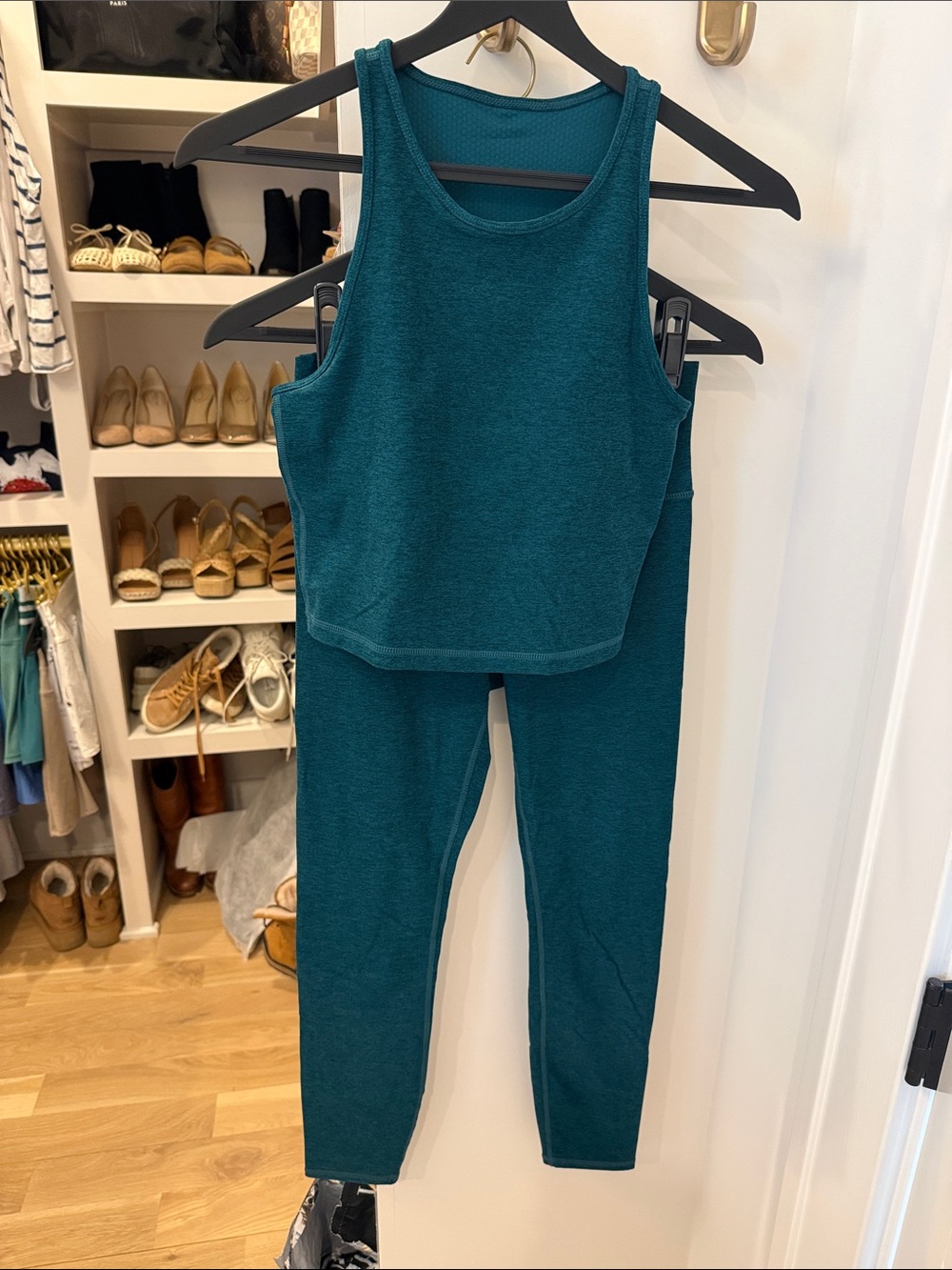 Vuori Clean Elevation Legging & Tank Set, size Small